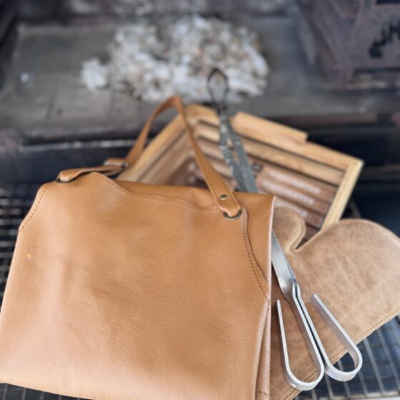 Leather Gloves & Apron Pair SAVE 10%